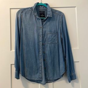 American Eagle denim shirt